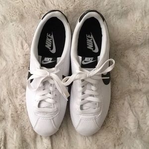 Nike Cortez Sneakers